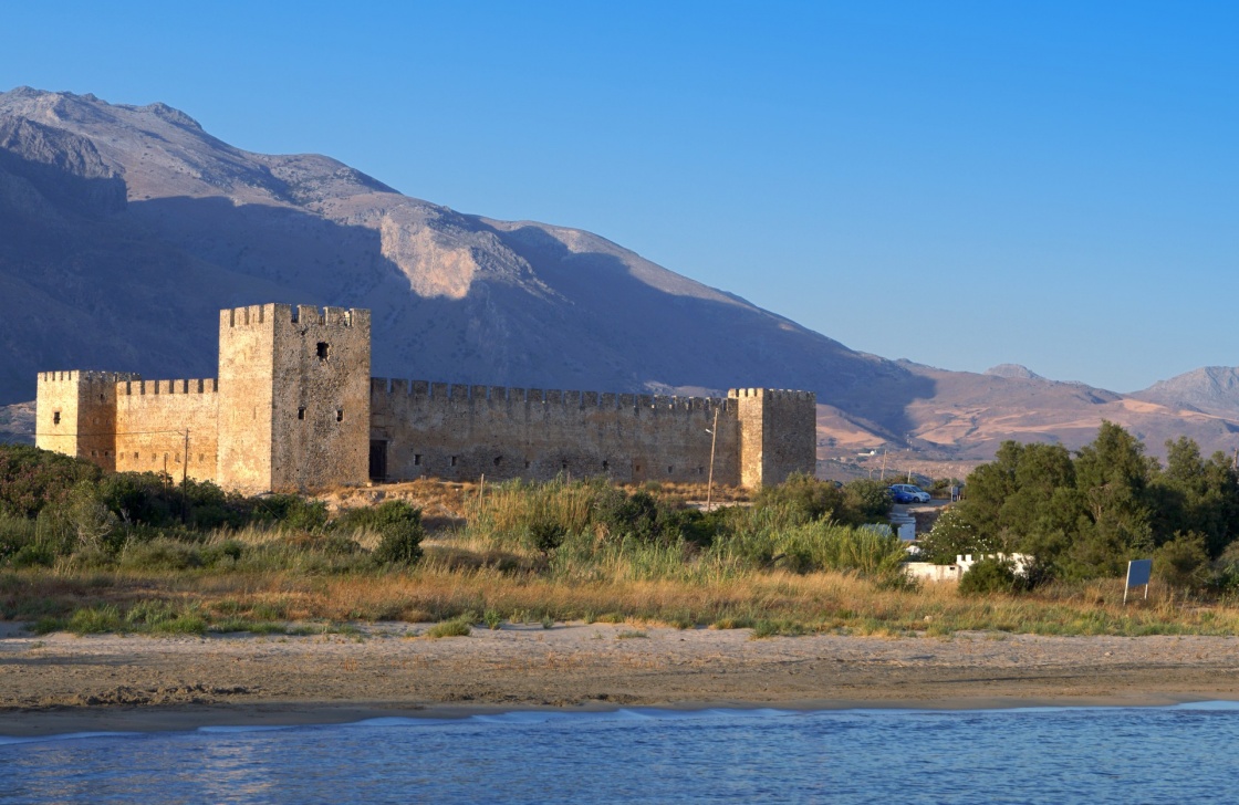 'Fragokastelo castle and beach at Crete island in Greece' - La Canée