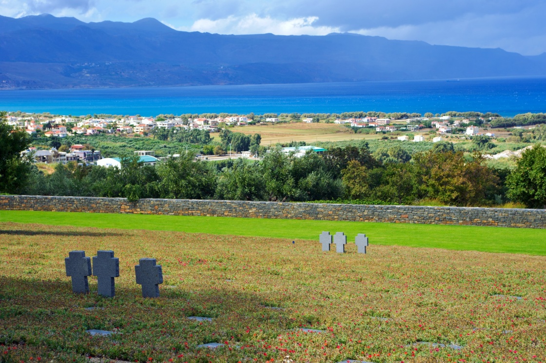 'German war cemetery in Maleme/Crete/Greece' - La Canée
